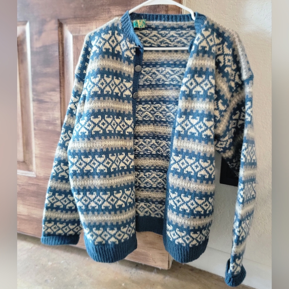 Blue Patterned Womens Sweater 100 Percent Wool Vintage Handknit